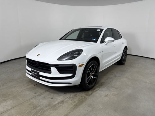 2025 Porsche Macan AWD