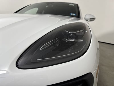 2025 Porsche Macan AWD