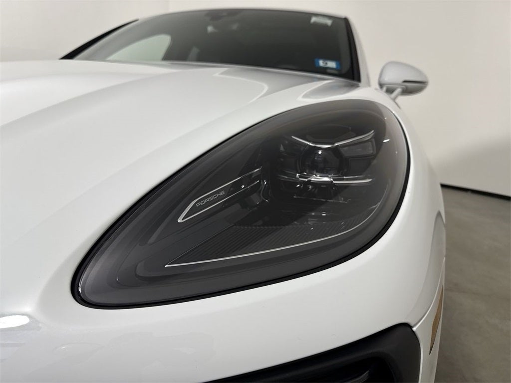 2025 Porsche Macan AWD