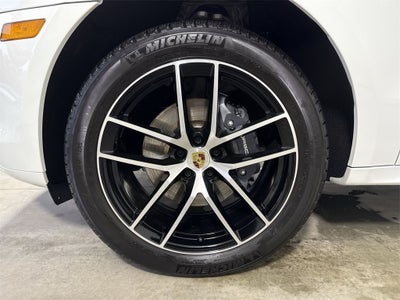 2025 Porsche Macan AWD