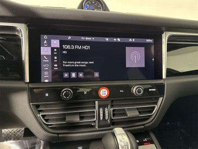 2025 Porsche Macan AWD