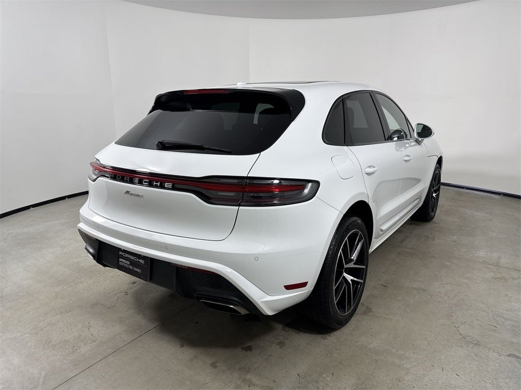 2025 Porsche Macan AWD