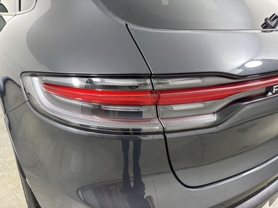2025 Porsche Macan AWD