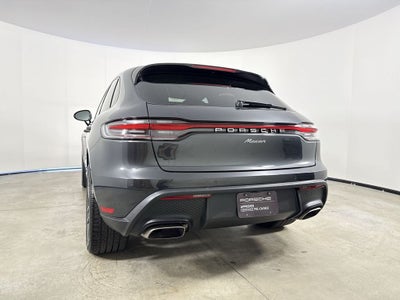 2025 Porsche Macan AWD