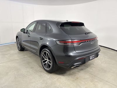 2025 Porsche Macan AWD