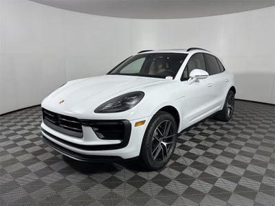 2025 Porsche Macan AWD