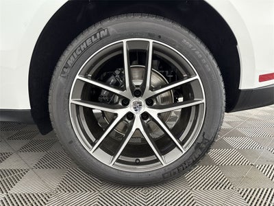 2025 Porsche Macan AWD