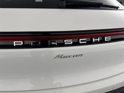 2025 Porsche Macan AWD