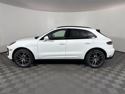 2025 Porsche Macan AWD