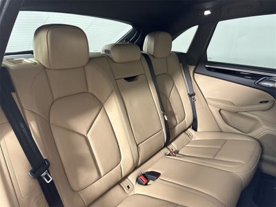 2025 Porsche Macan AWD