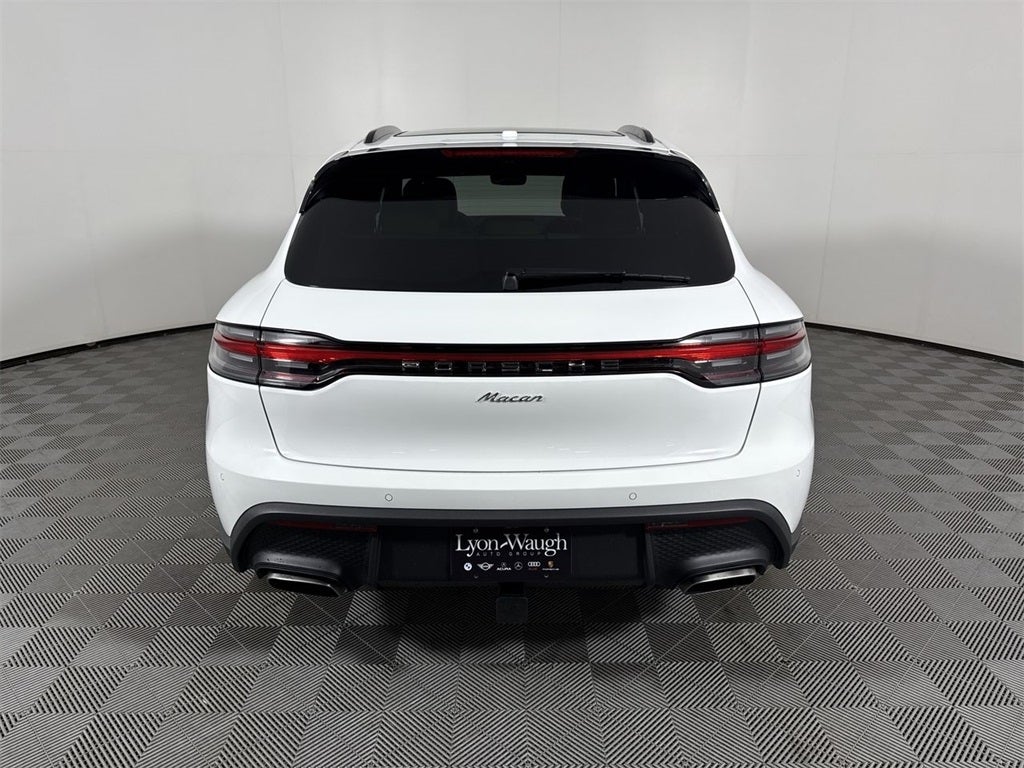 2025 Porsche Macan AWD
