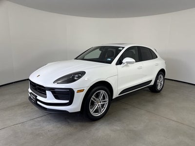 2026 Porsche Macan AWD