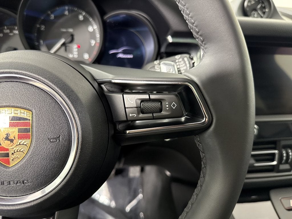 2026 Porsche Macan AWD