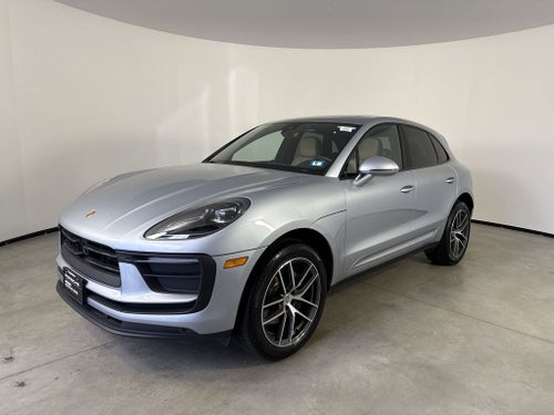 2026 Porsche Macan AWD