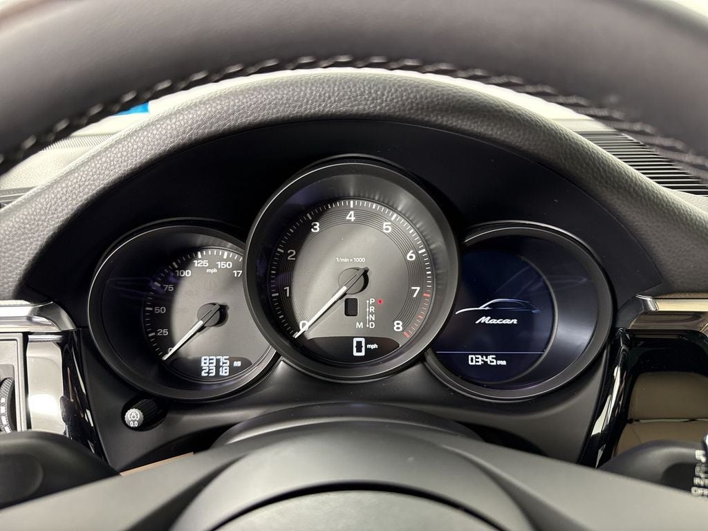 2026 Porsche Macan AWD
