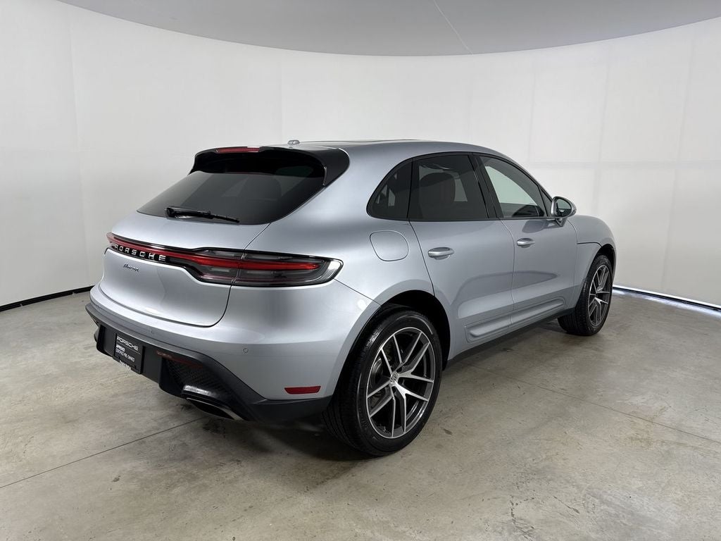 2026 Porsche Macan AWD