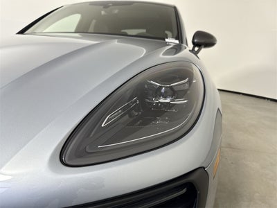 2026 Porsche Macan T