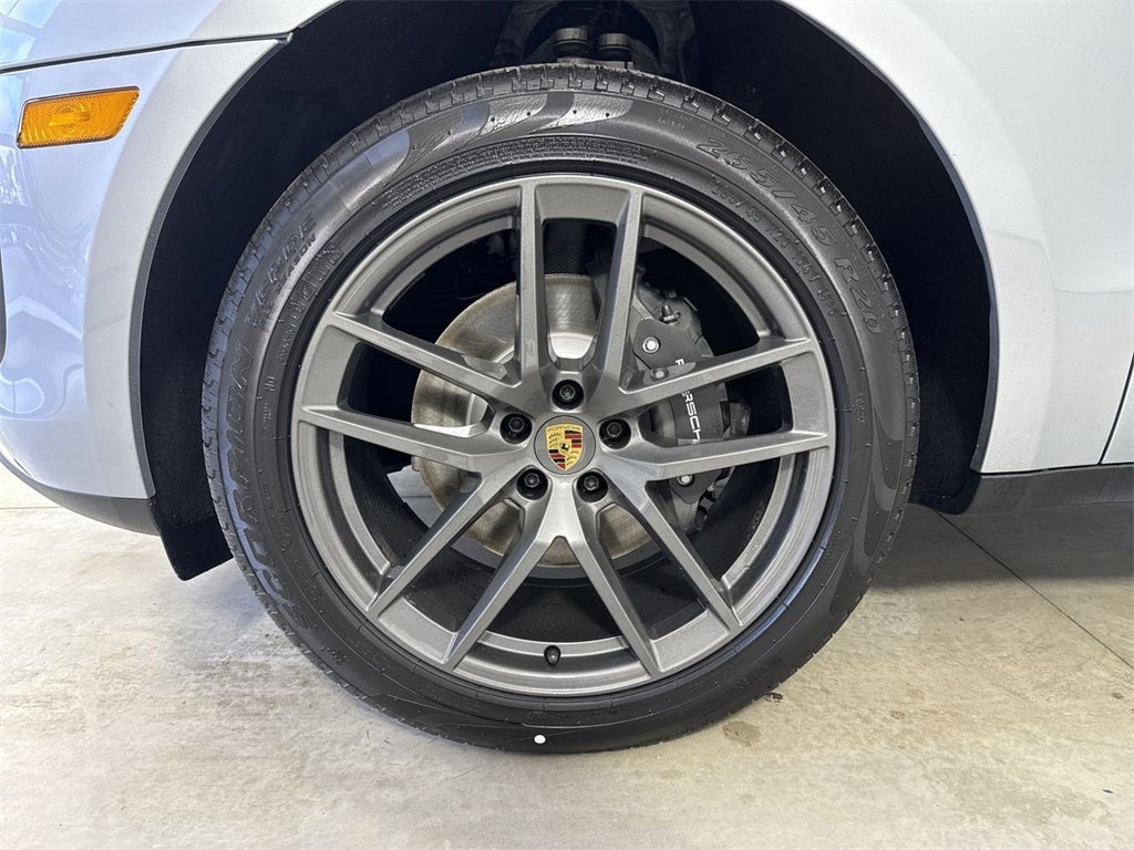 2026 Porsche Macan T