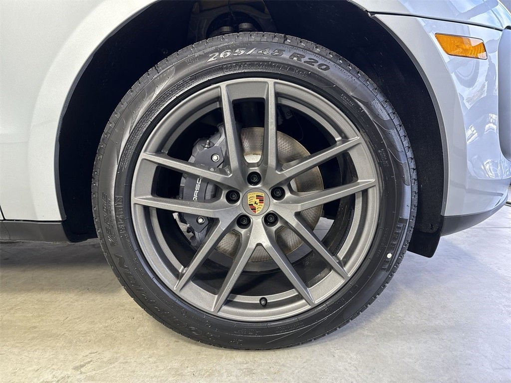 2026 Porsche Macan T