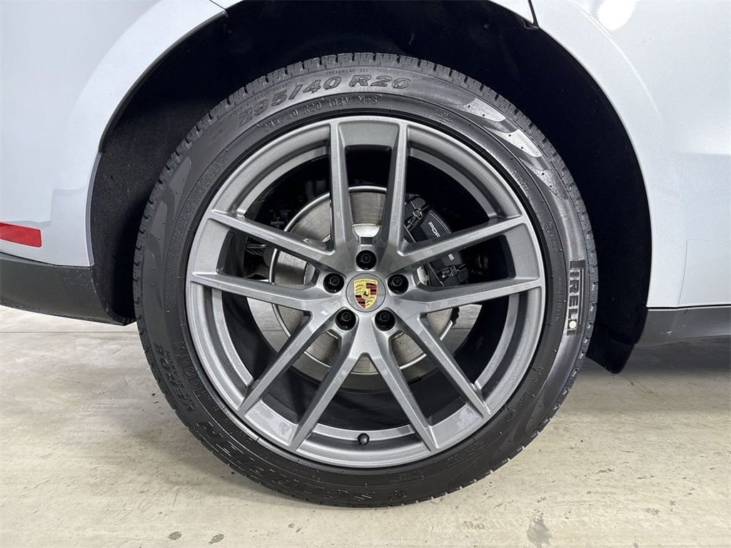 2026 Porsche Macan T