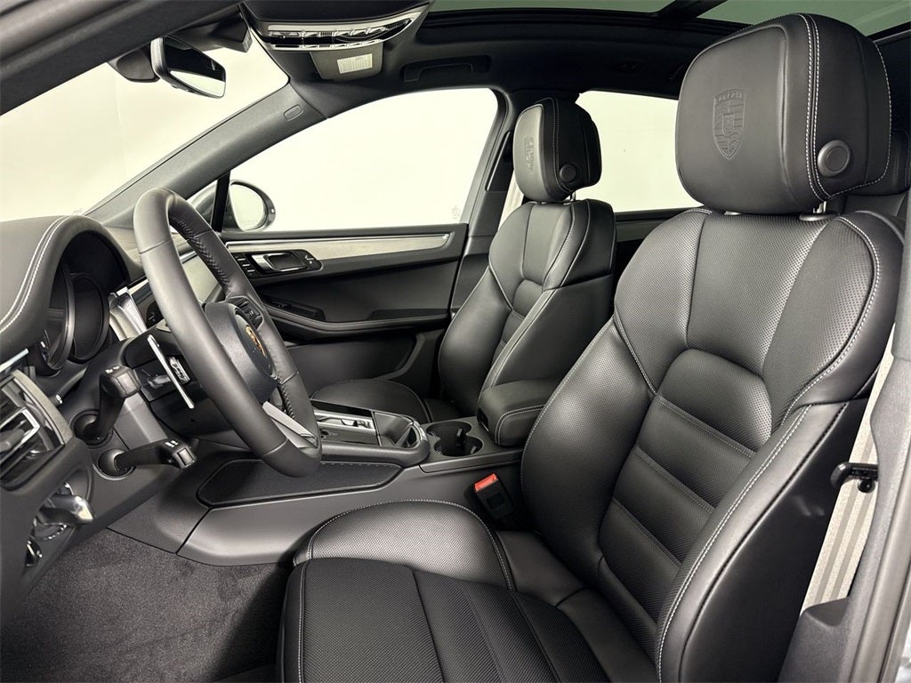 2026 Porsche Macan T