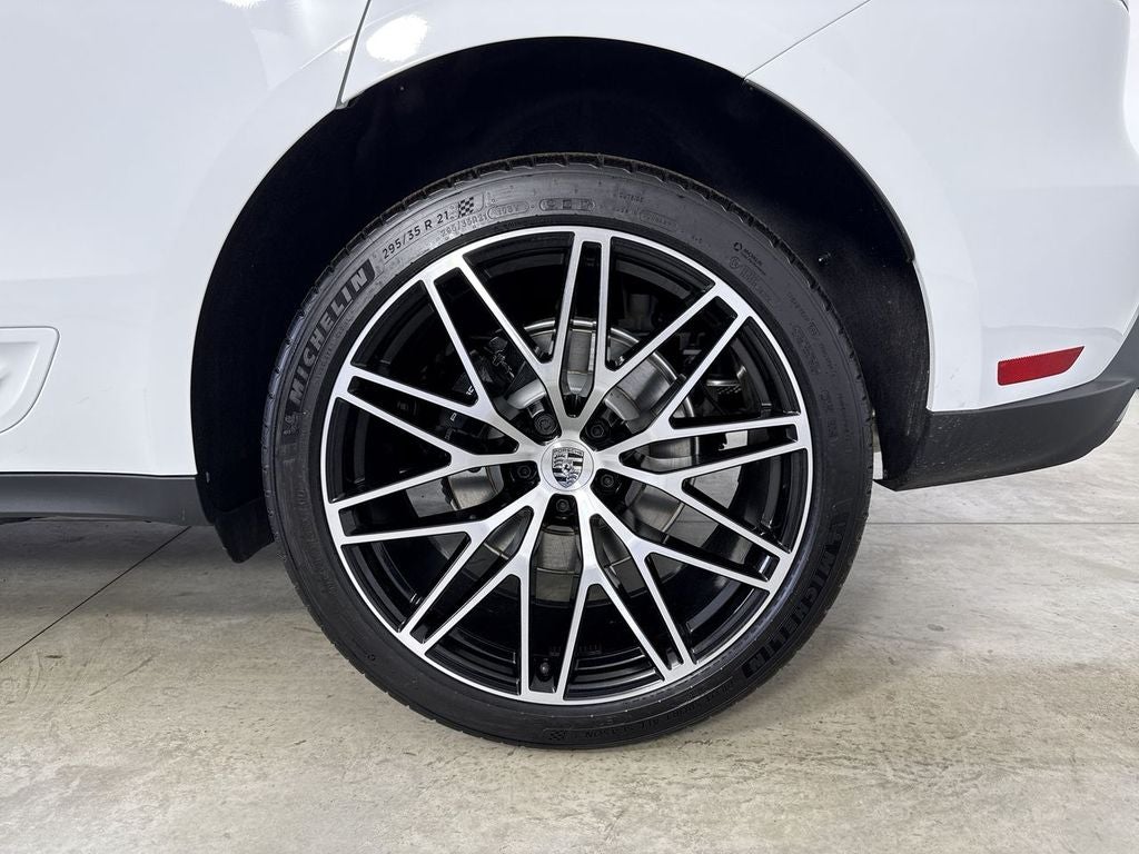 2026 Porsche Macan Macan T