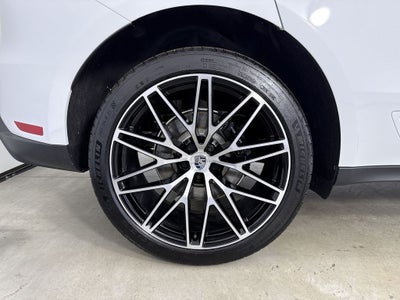 2026 Porsche Macan Macan T