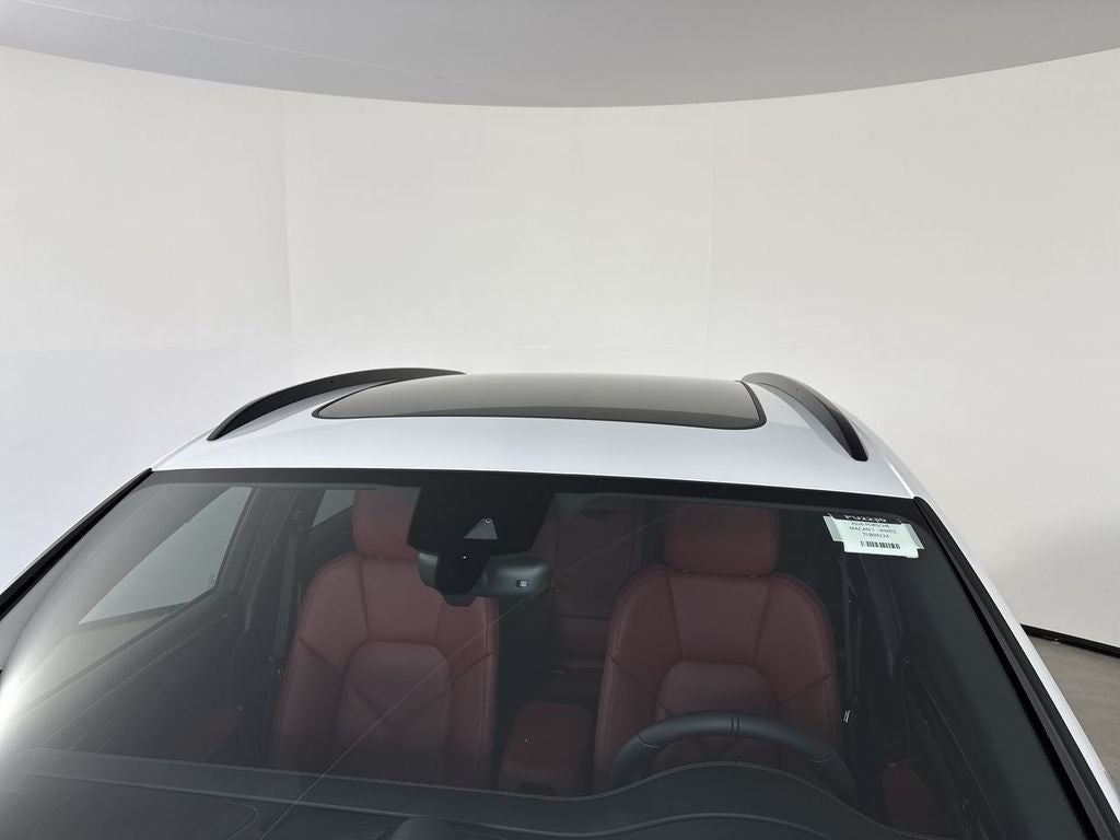 2026 Porsche Macan Macan T