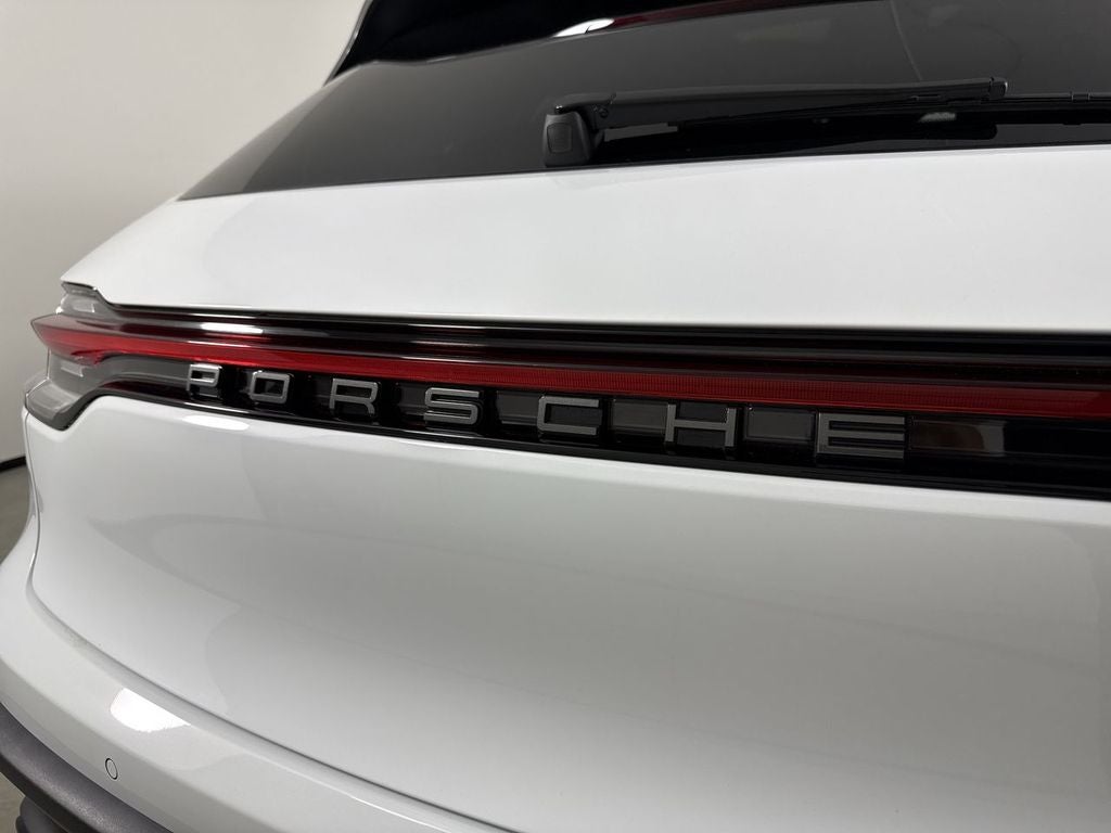 2026 Porsche Macan Macan T