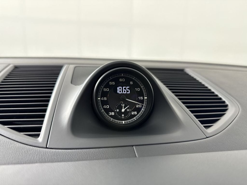 2026 Porsche Macan Macan T