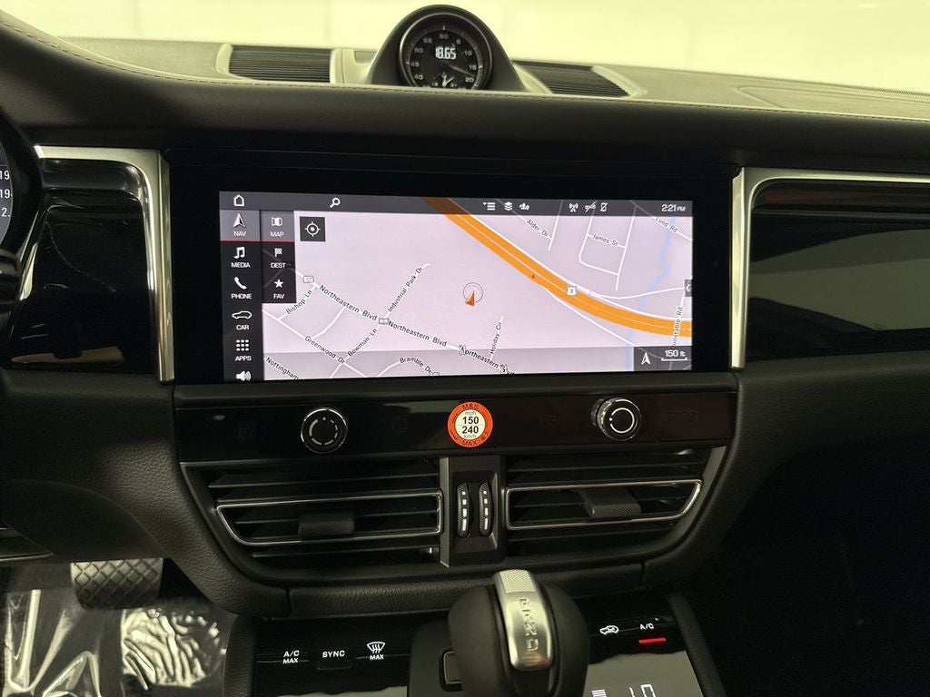 2026 Porsche Macan Macan T