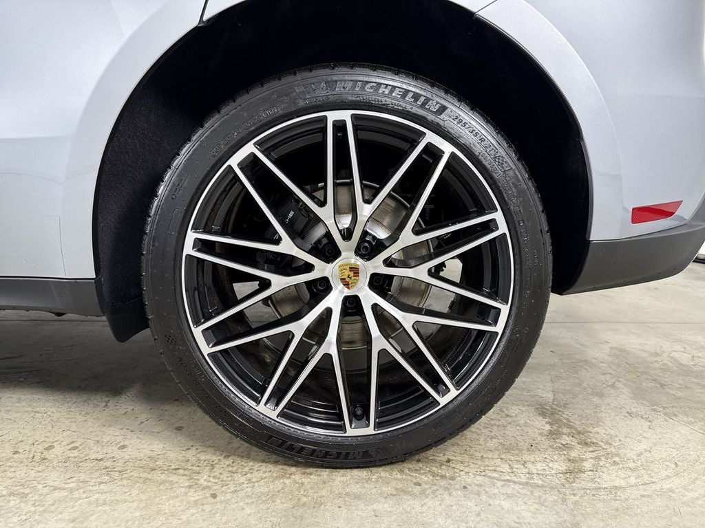2026 Porsche Macan AWD