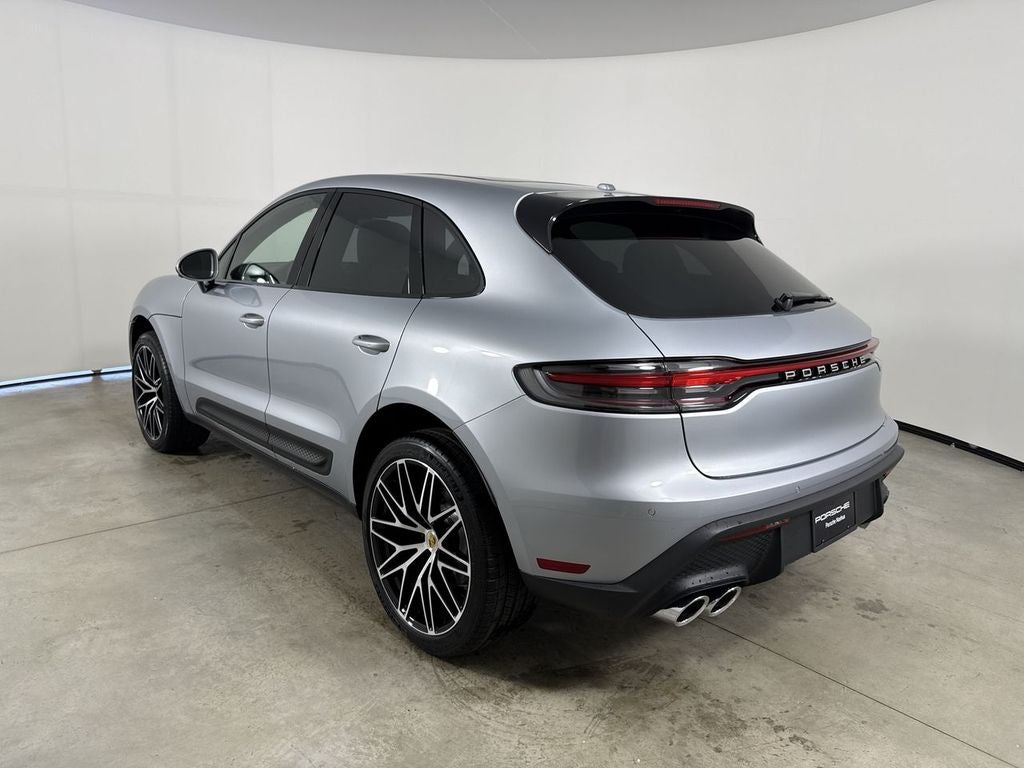 2026 Porsche Macan Macan