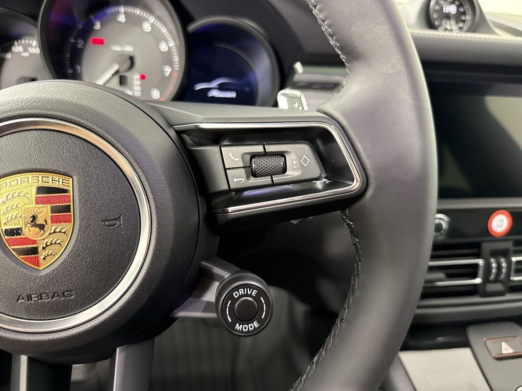 2026 Porsche Macan AWD