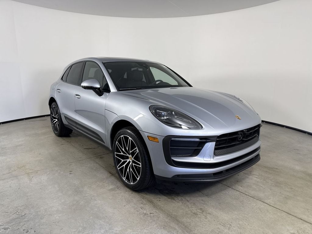 2026 Porsche Macan Macan