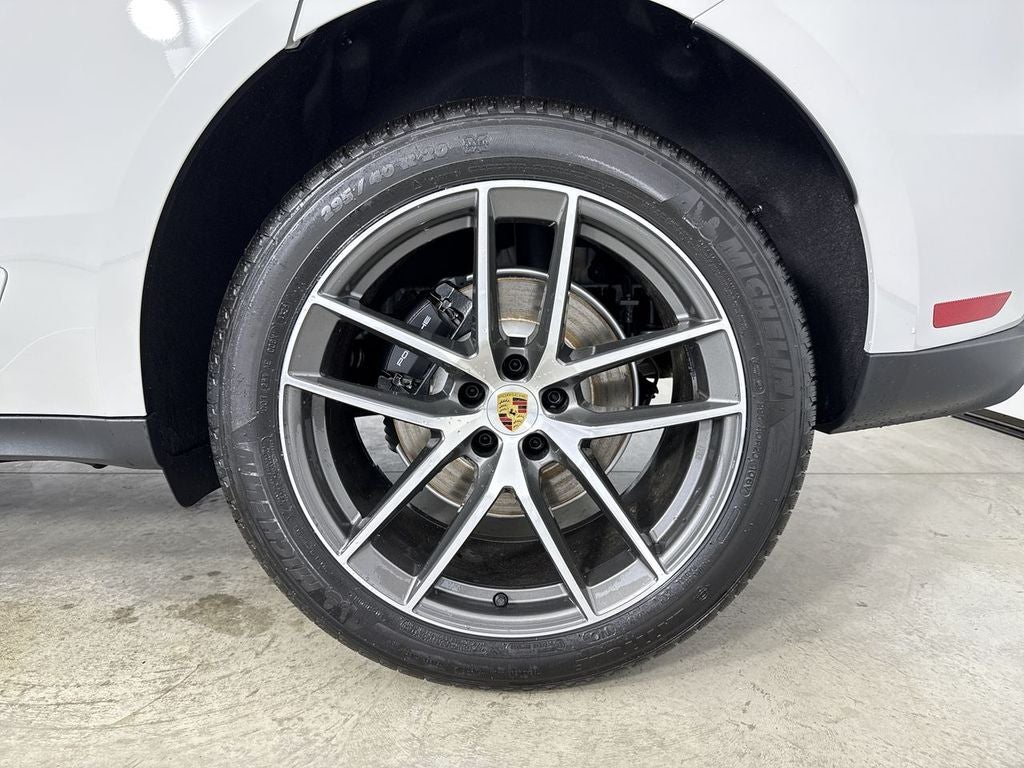 2026 Porsche Macan AWD