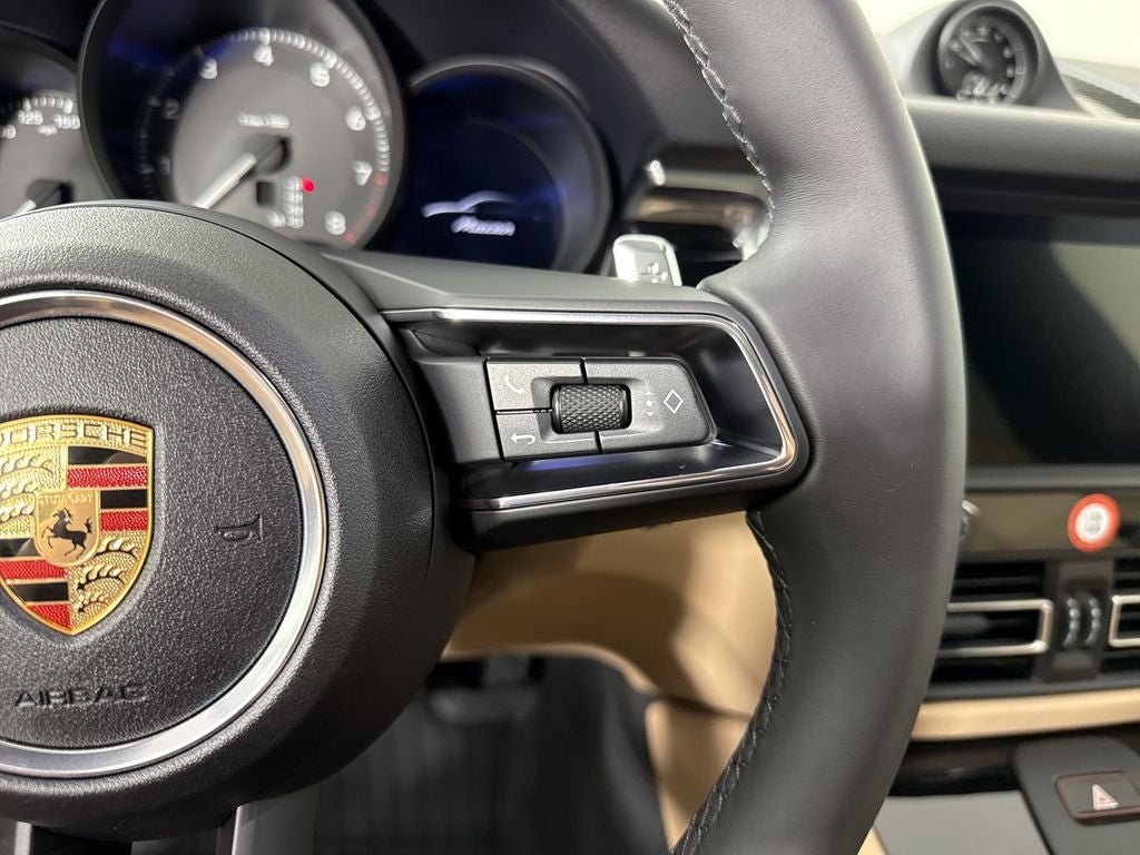 2026 Porsche Macan AWD