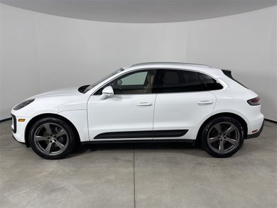 2023 Porsche Macan AWD