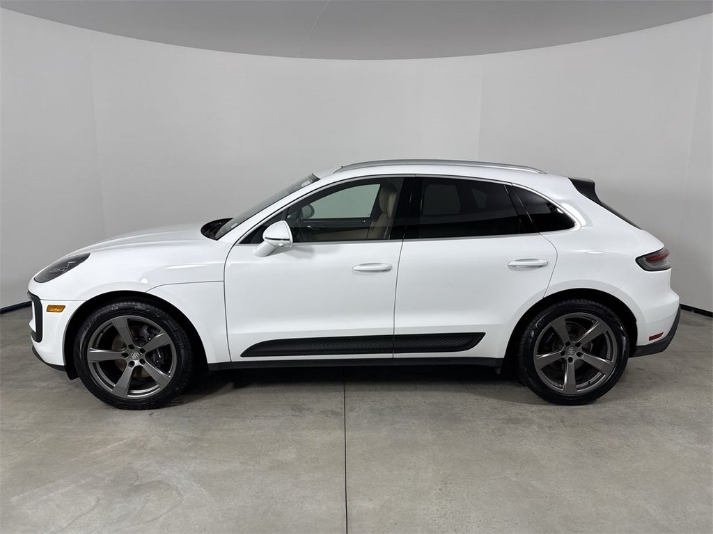 2023 Porsche Macan AWD