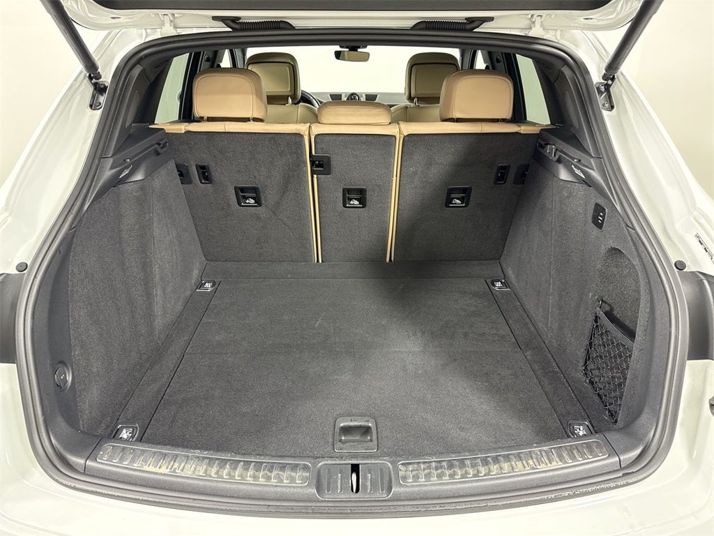 2023 Porsche Macan AWD