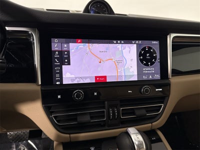 2023 Porsche Macan AWD