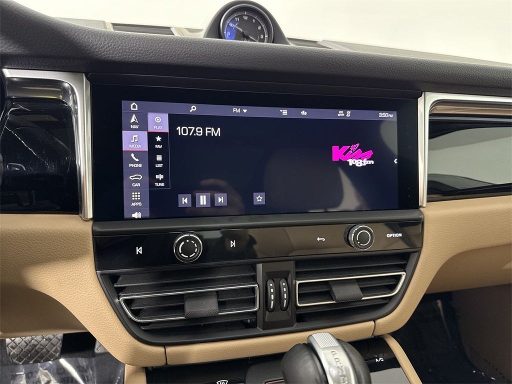 2023 Porsche Macan AWD