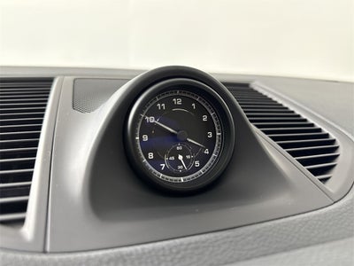 2023 Porsche Macan AWD