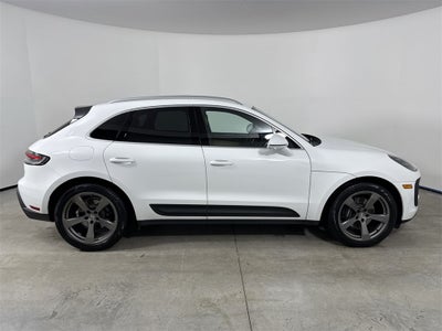 2023 Porsche Macan AWD