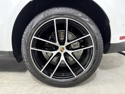 2024 Porsche Macan T