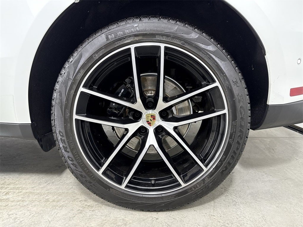 2024 Porsche Macan T