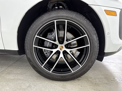 2024 Porsche Macan T