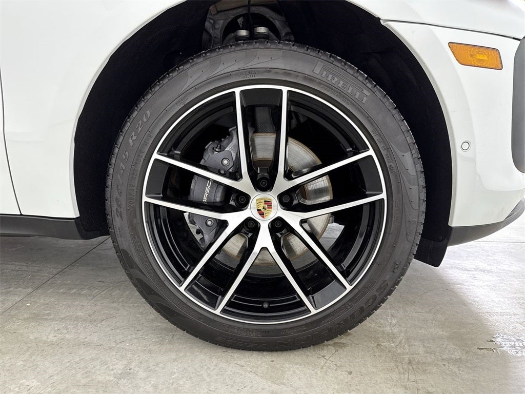 2024 Porsche Macan T