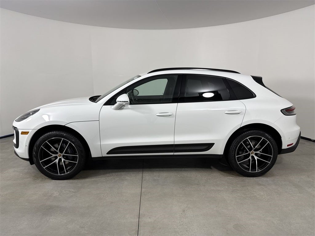 2024 Porsche Macan T