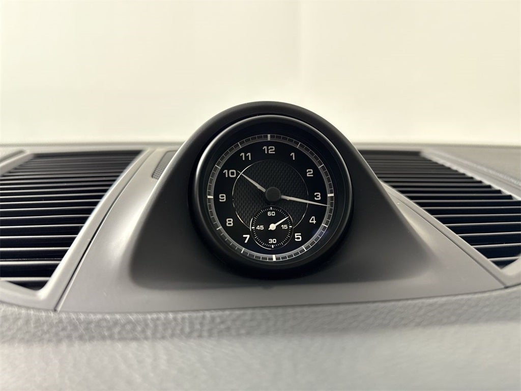 2024 Porsche Macan T